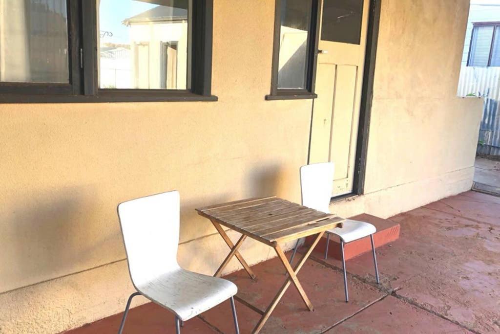 Modern Charming Miners' Cottage +Free Internet Broken Hill Dış mekan fotoğraf
